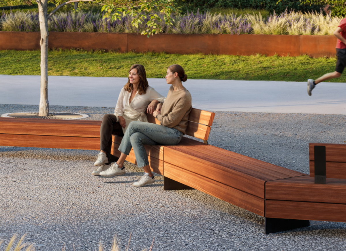 Benches With Backs