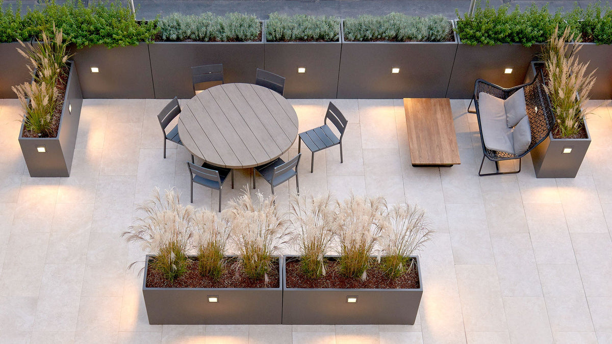 Commercial Pots & Planters