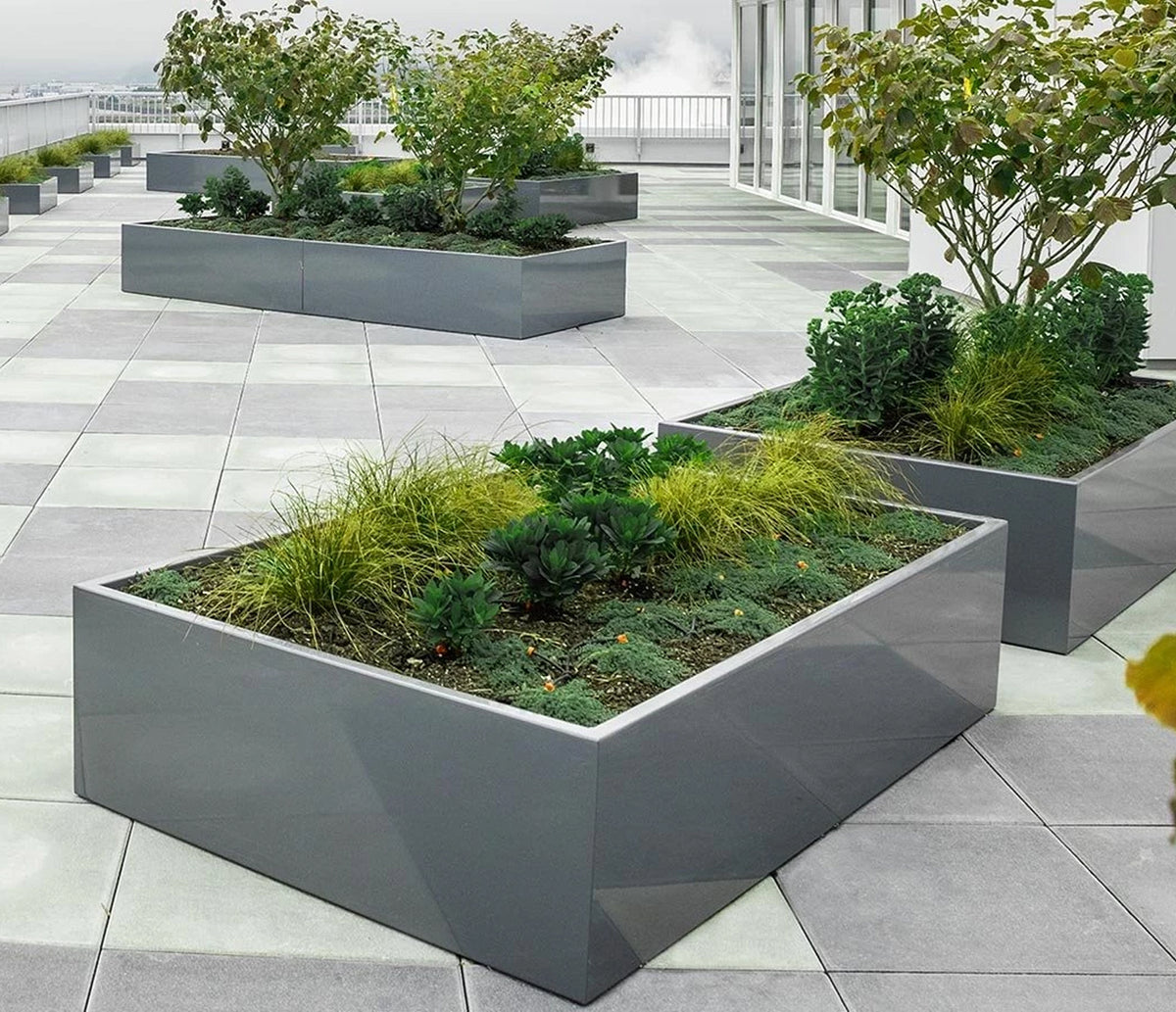 Wilshire Planter, Aluminum Rectangle additional image 1